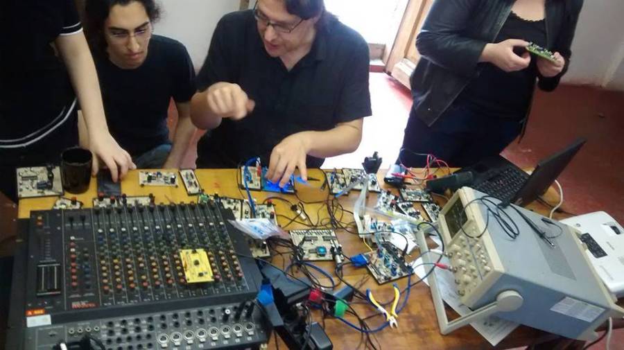 23559920_1902413749788687_127503694237132339_n.jpg
